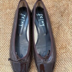 SOLD
Brown Quilted Women's Flats